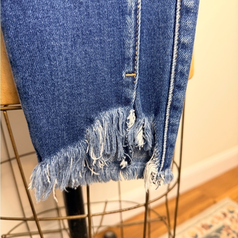 KanCan distressed skinny jeans 27 - Picture 3 of 5